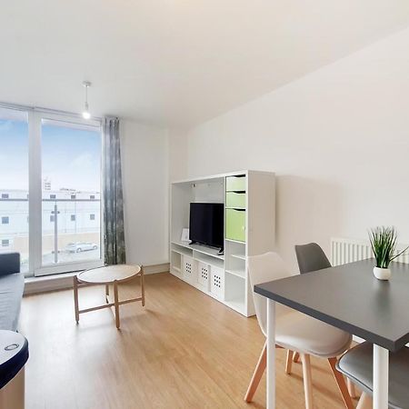 Free Parking - Two Bed Apartment By London Docklands Exteriér fotografie