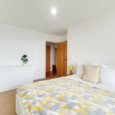 Free Parking - Two Bed Apartment By London Docklands Exteriér fotografie