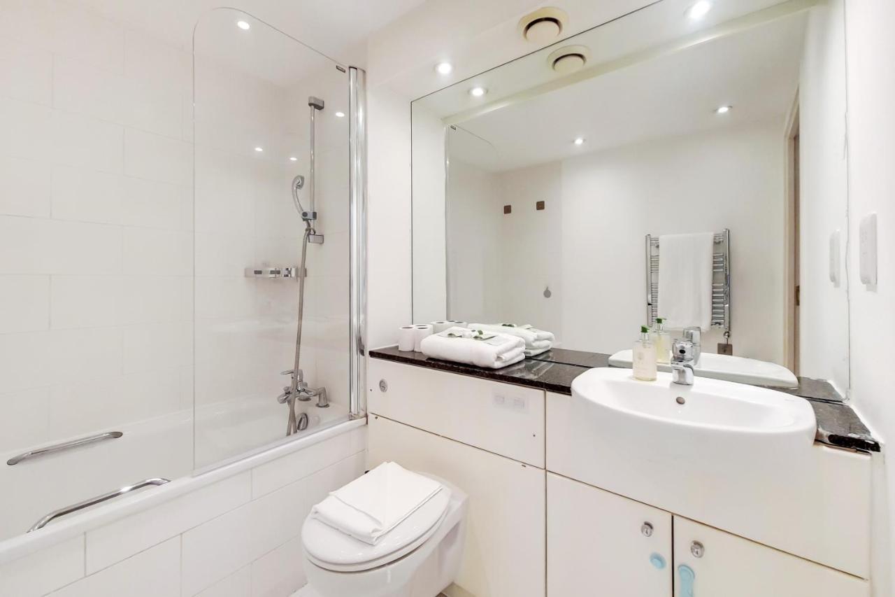Free Parking - Two Bed Apartment By London Docklands Exteriér fotografie