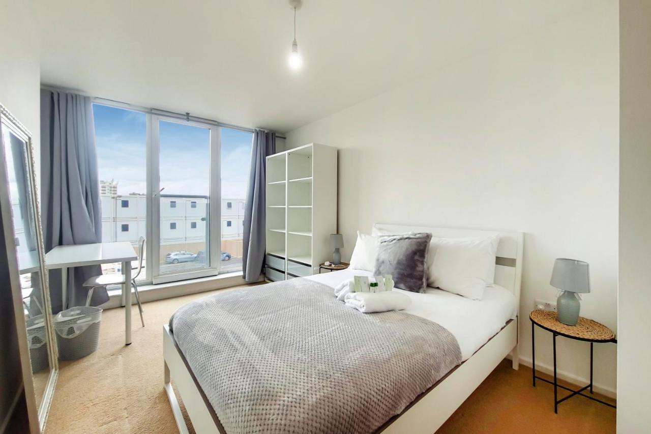 Free Parking - Two Bed Apartment By London Docklands Exteriér fotografie