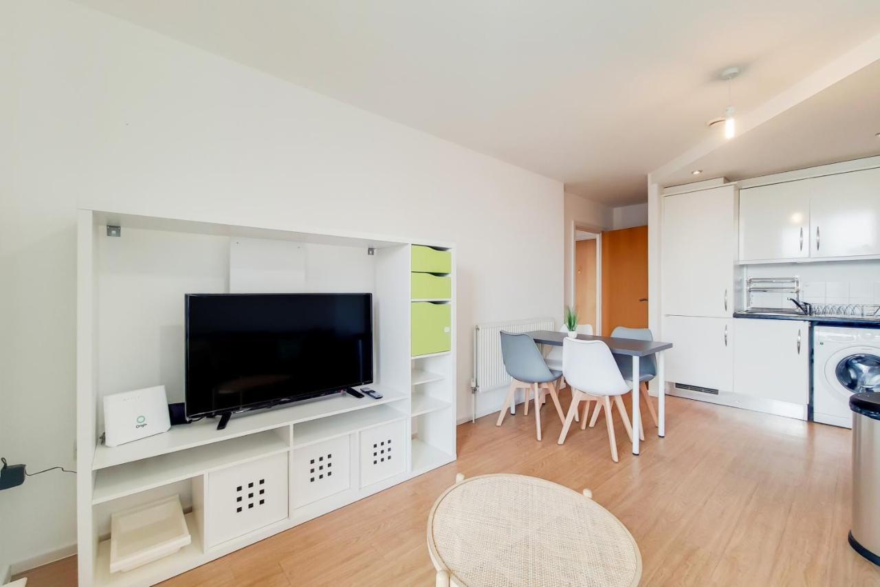 Free Parking - Two Bed Apartment By London Docklands Exteriér fotografie